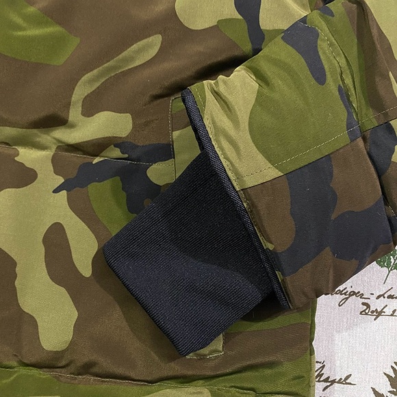 Canada Goose Fusion Fit Military Green Camouflage Down Jacket - Picture 4 of 11